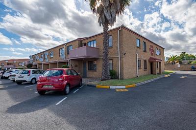 Apartment / Flat For Sale in Morgenster, Brackenfell