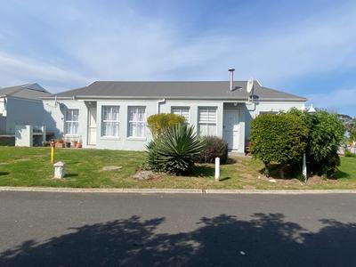 Townhouse For Rent in Goedemoed, Durbanville